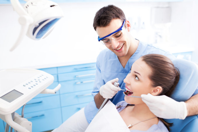 maintaining-oral-health-for-those-with-a-sweet-tooth